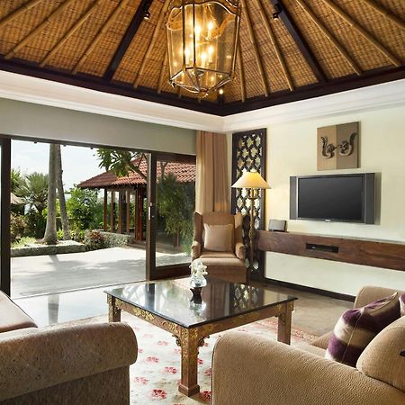 Sheraton Senggigi Beach Resort Mangsit Exterior foto