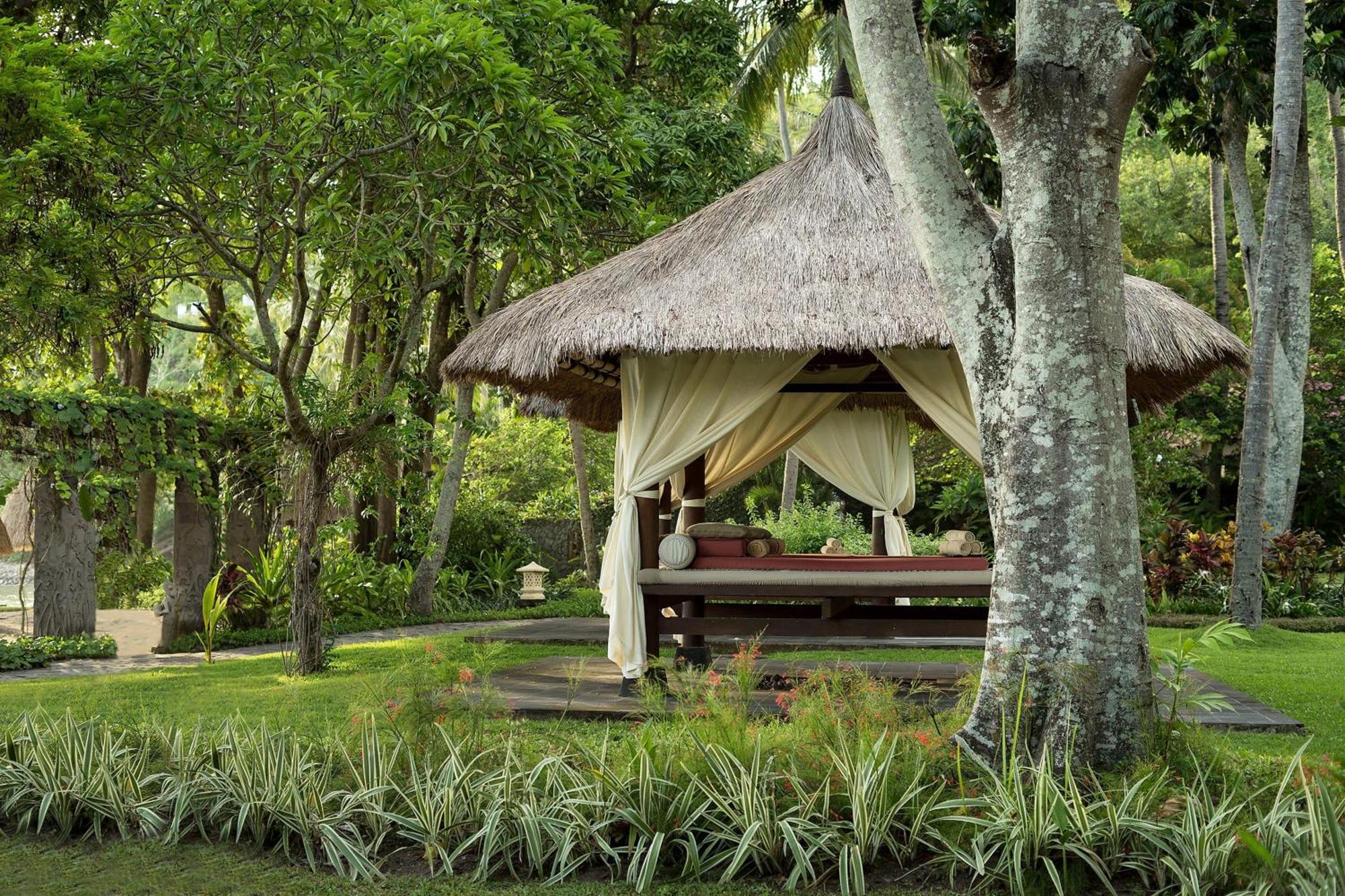 Sheraton Senggigi Beach Resort Mangsit Exterior foto